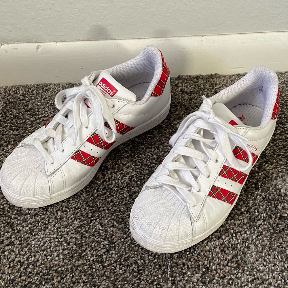 Plaid on of a kind adidas